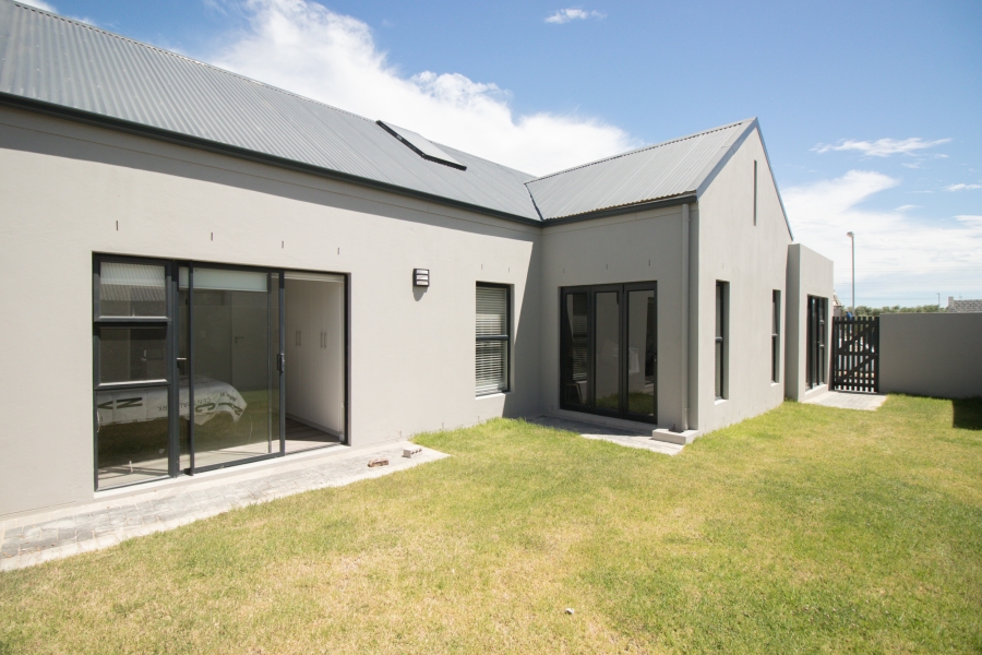 3 Bedroom Property for Sale in Aan de Wijnlanden Western Cape